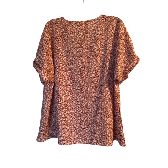 NWOT Women's Short Sleeve Summer Shirt Flowers Polyester/Elastane Size 2XL - Picture 2 of 5